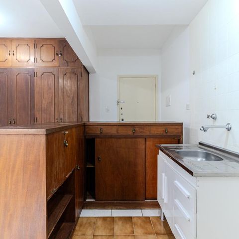 Studio para alugar com 28m², 1 quarto e 1 vaga Studio para alugar com 28m², 1 quarto e 1 vagaCozinha