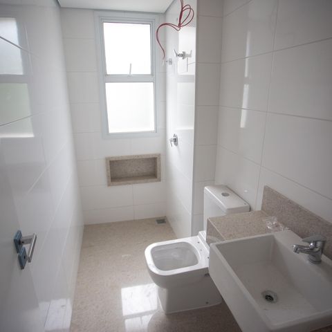 Apartamento à venda com 134m², 4 quartos e 4 vagasBanheiro