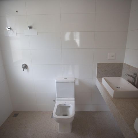Apartamento à venda com 134m², 4 quartos e 4 vagasSuite 2