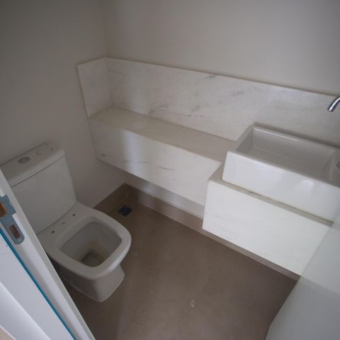 Apartamento à venda com 134m², 4 quartos e 4 vagasLavabo