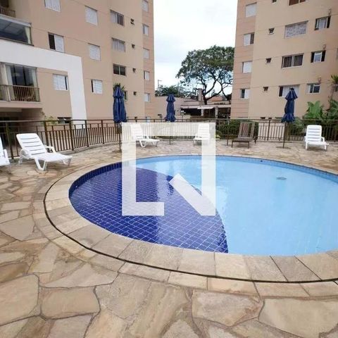 Apartamento à venda com 76m², 3 quartos e 1 vaga Apartamento à venda com 76m², 3 quartos e 1 vagaÁrea comum - Piscina