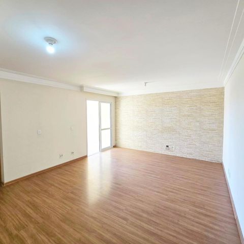 Apartamento à venda com 76m², 3 quartos e 1 vaga Apartamento à venda com 76m², 3 quartos e 1 vagaSala