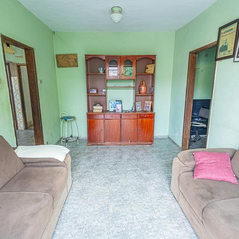 Casa à venda com 360m², 4 quartos e 4 vagassala