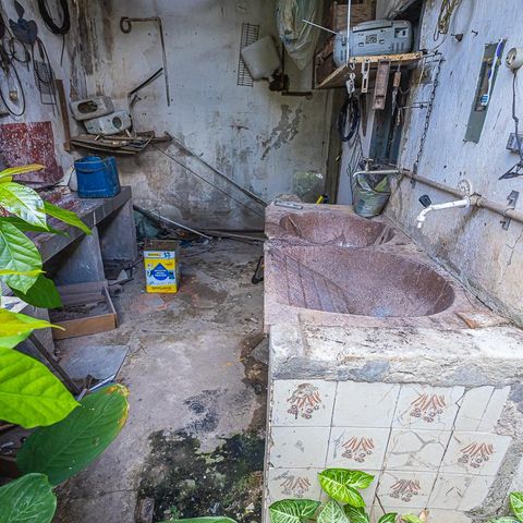 Casa à venda com 360m², 4 quartos e 4 vagasquintal / area de serviço