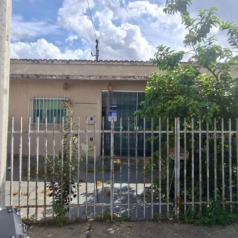 Casa à venda com 360m², 4 quartos e 4 vagasfachada / plaquinha: smua 40