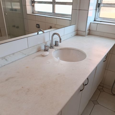 Apartamento à venda com 94m², 3 quartos e 1 vaga Apartamento à venda com 94m², 3 quartos e 1 vagaBanheiro da Suíte