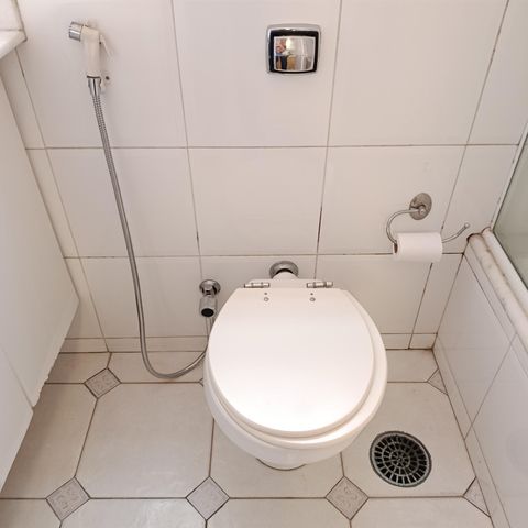 Apartamento à venda com 94m², 3 quartos e 1 vaga Apartamento à venda com 94m², 3 quartos e 1 vagaBanheiro da Suíte
