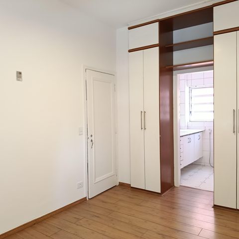 Apartamento à venda com 94m², 3 quartos e 1 vaga Apartamento à venda com 94m², 3 quartos e 1 vagaSuíte