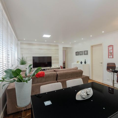 Apartamento à venda com 93m², 2 quartos e 1 vaga Apartamento à venda com 93m², 2 quartos e 1 vagaSala