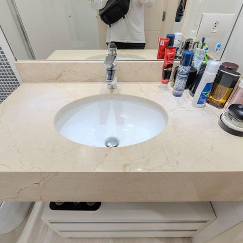 Apartamento à venda com 93m², 2 quartos e 1 vaga Apartamento à venda com 93m², 2 quartos e 1 vagaBanheiro