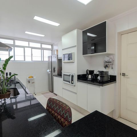 Apartamento à venda com 93m², 2 quartos e 1 vaga Apartamento à venda com 93m², 2 quartos e 1 vagaCozinha