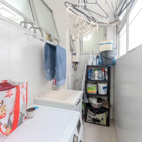 Apartamento à venda com 93m², 2 quartos e 1 vaga Apartamento à venda com 93m², 2 quartos e 1 vagaÁrea de Serviço