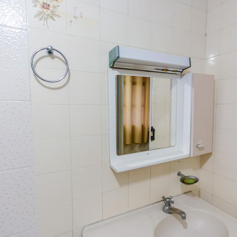 Casa à venda com 150m², 2 quartos e 4 vagas Casa à venda com 150m², 2 quartos e 4 vagasEspelho