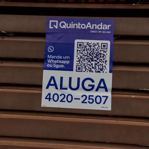 Casa à venda com 150m², 2 quartos e 4 vagas Casa à venda com 150m², 2 quartos e 4 vagasPlaquinha