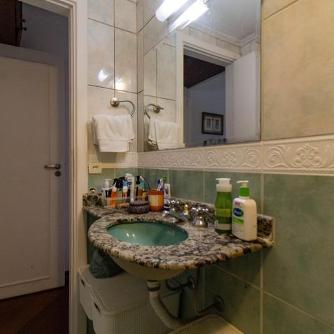 Apartamento à venda com 90m², 3 quartos e 1 vaga Apartamento à venda com 90m², 3 quartos e 1 vagaBanheiro