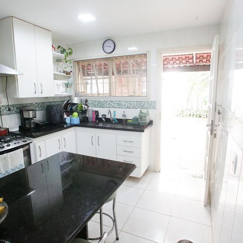 Casa para alugar com 314m², 4 quartos e 5 vagasCozinha