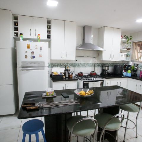Casa para alugar com 314m², 4 quartos e 5 vagasCozinha