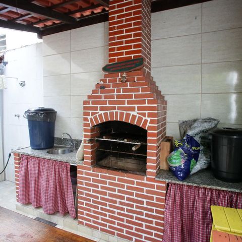 Casa para alugar com 314m², 4 quartos e 5 vagasChurrasqueira