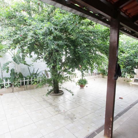Casa para alugar com 314m², 4 quartos e 5 vagasVaranda dos Fundos