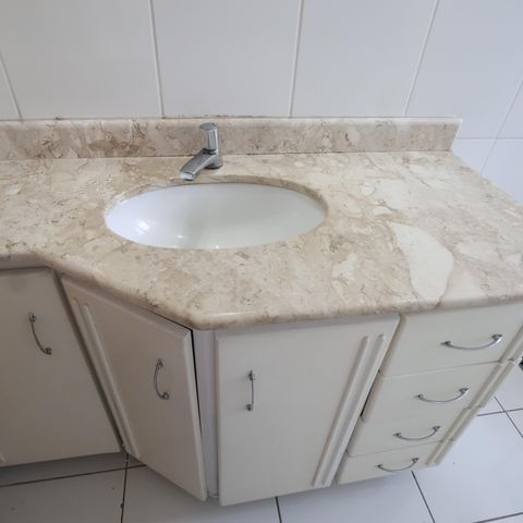 Apartamento à venda com 129m², 3 quartos e 1 vagaBanheiro