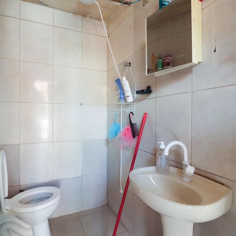 Casa à venda com 150m², 3 quartos e 1 vaga Casa à venda com 150m², 3 quartos e 1 vagaLavabo