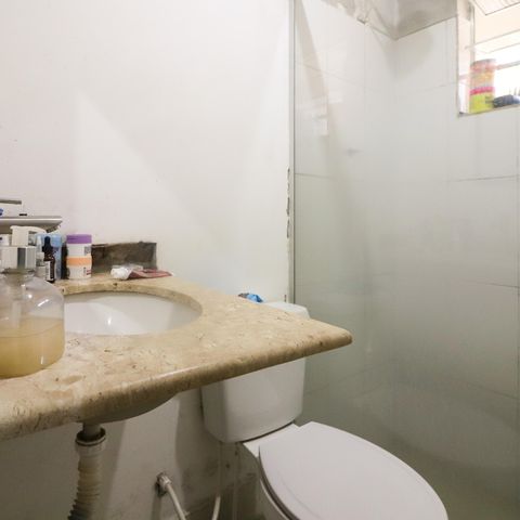 Casa à venda com 150m², 3 quartos e 1 vaga Casa à venda com 150m², 3 quartos e 1 vagaBanheiro