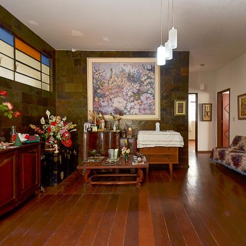 Casa à venda com 316m², 5 quartos e 2 vagas Casa à venda com 316m², 5 quartos e 2 vagasSala 2