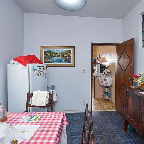Casa à venda com 316m², 5 quartos e 2 vagas Casa à venda com 316m², 5 quartos e 2 vagasCopa