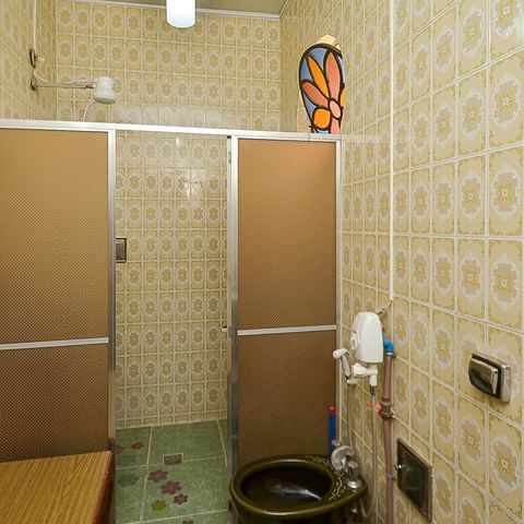Casa à venda com 316m², 5 quartos e 2 vagas Casa à venda com 316m², 5 quartos e 2 vagasBanheiro Social