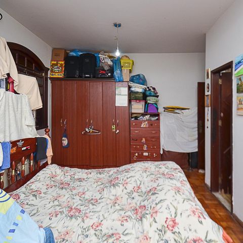 Casa à venda com 316m², 5 quartos e 2 vagas Casa à venda com 316m², 5 quartos e 2 vagasSuíte 2