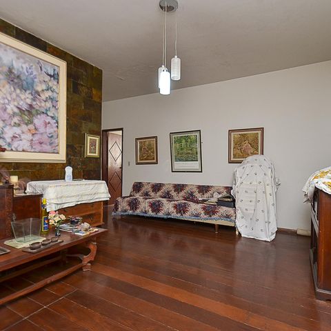 Casa à venda com 316m², 5 quartos e 2 vagas Casa à venda com 316m², 5 quartos e 2 vagasSala 2