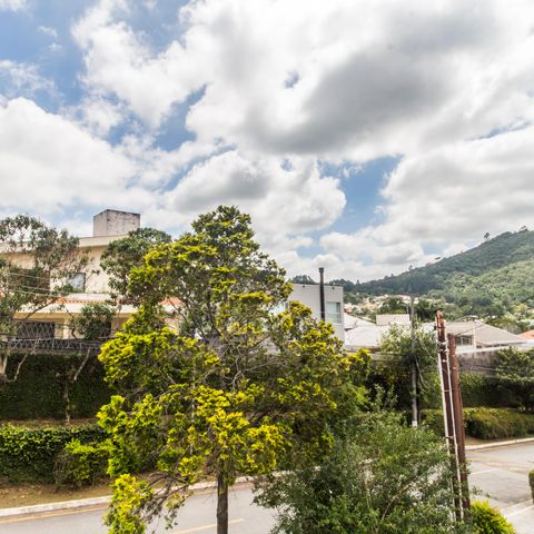 Casa de condomínio à venda com 355m², 3 quartos e 2 vagas Casa de condomínio à venda com 355m², 3 quartos e 2 vagasVista da Suíte