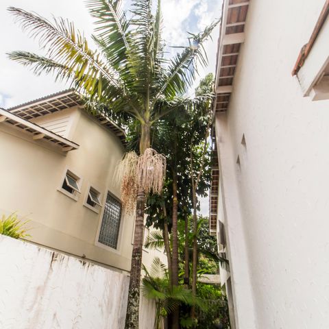 Casa de condomínio à venda com 355m², 3 quartos e 2 vagas Casa de condomínio à venda com 355m², 3 quartos e 2 vagasDetalhe