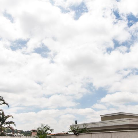 Casa de condomínio à venda com 355m², 3 quartos e 2 vagas Casa de condomínio à venda com 355m², 3 quartos e 2 vagasVista