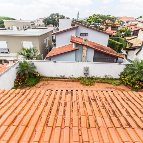 Casa de condomínio à venda com 355m², 3 quartos e 2 vagas Casa de condomínio à venda com 355m², 3 quartos e 2 vagasVista da Suíte