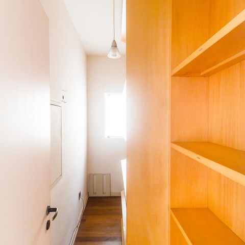 Casa de condomínio à venda com 355m², 3 quartos e 2 vagas Casa de condomínio à venda com 355m², 3 quartos e 2 vagasCloset