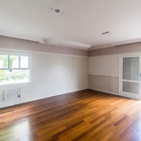 Casa de condomínio à venda com 355m², 3 quartos e 2 vagas Casa de condomínio à venda com 355m², 3 quartos e 2 vagasSuíte master