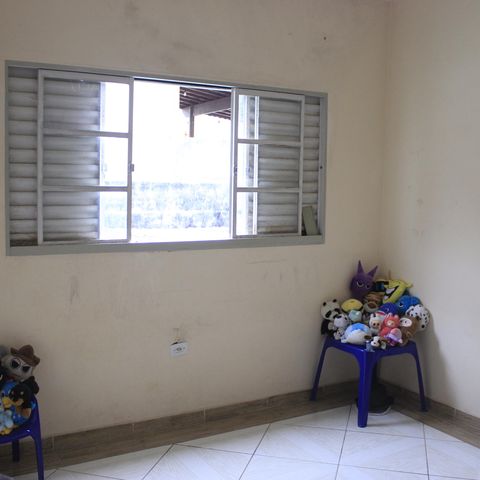 Casa à venda com 350m², 6 quartos e 2 vagasQuarto 5