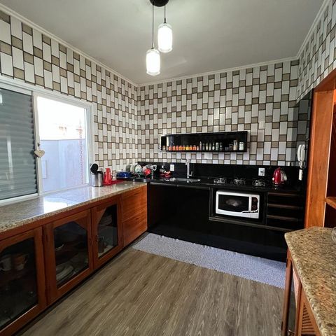 Casa para alugar com 330m², 3 quartos e 4 vagas