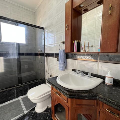 Casa para alugar com 330m², 3 quartos e 4 vagas