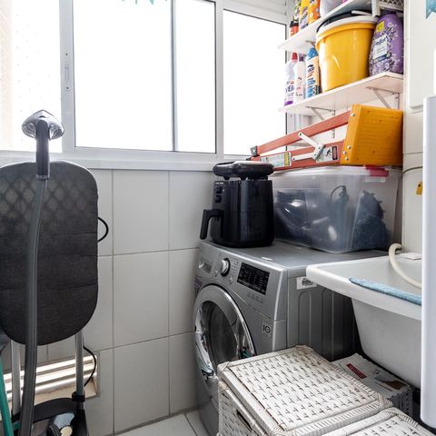 Apartamento à venda com 70m², 3 quartos e 1 vagaÁrea de Serviço