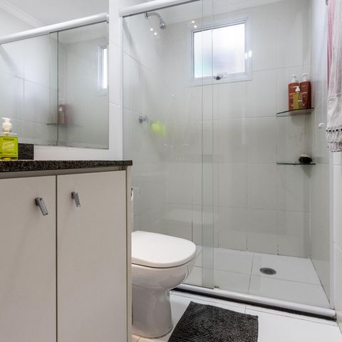 Apartamento à venda com 70m², 3 quartos e 1 vagaBanheiro do Corredor