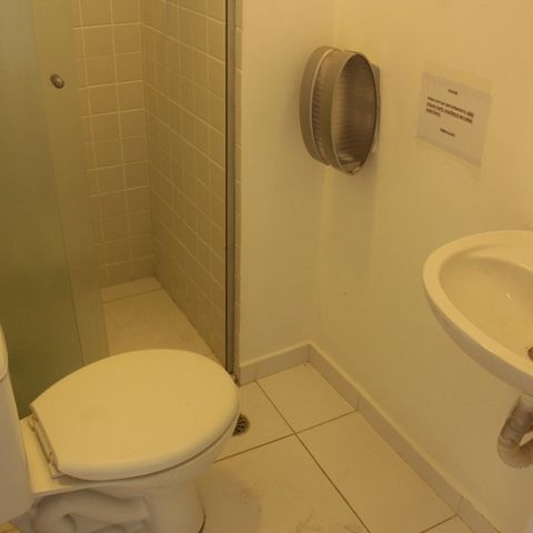 Casa para alugar com 140m², 2 quartos e 1 vagaBanheiro 1