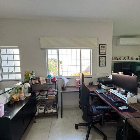 Casa à venda com 170m², 4 quartos e 2 vagas