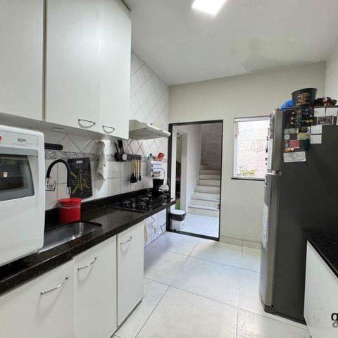 Casa à venda com 170m², 4 quartos e 2 vagas