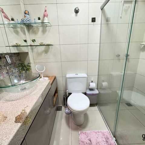 Casa à venda com 170m², 4 quartos e 2 vagas