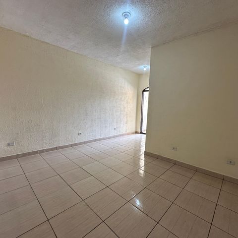 Casa à venda com 260m², 3 quartos e 4 vagasSuíte