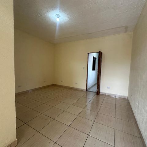 Casa à venda com 260m², 3 quartos e 4 vagasSuíte