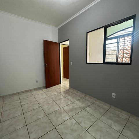 Casa à venda com 260m², 3 quartos e 4 vagasQuarto 2