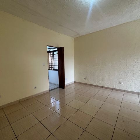 Casa à venda com 260m², 3 quartos e 4 vagasSuíte